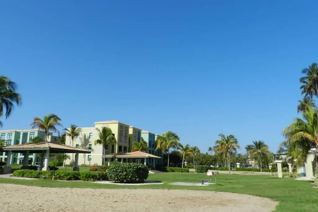The Oasis Of Paradise @ Aquatika With Kingbed+Tv+Wifi+Pk Apartament Loiza Portoryko