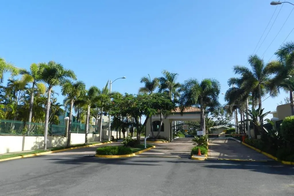 Apartmán The Oasis Of Paradise @ Aquatika With Kingbed+Tv+Wifi+Pk Loiza 0*,  Portoriko